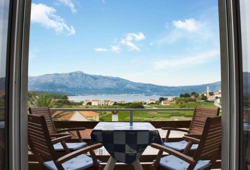 Apartment in Lumbarda with Seaview Balcony WIFI Dishwasher — 4-Star Luxury Hotel in Lumbarda, Croatia