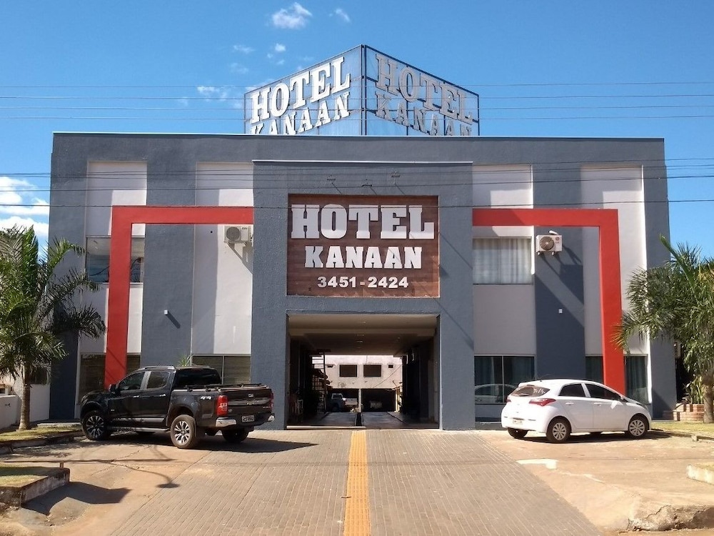Hotel Kanaan — Pimenta Bueno
