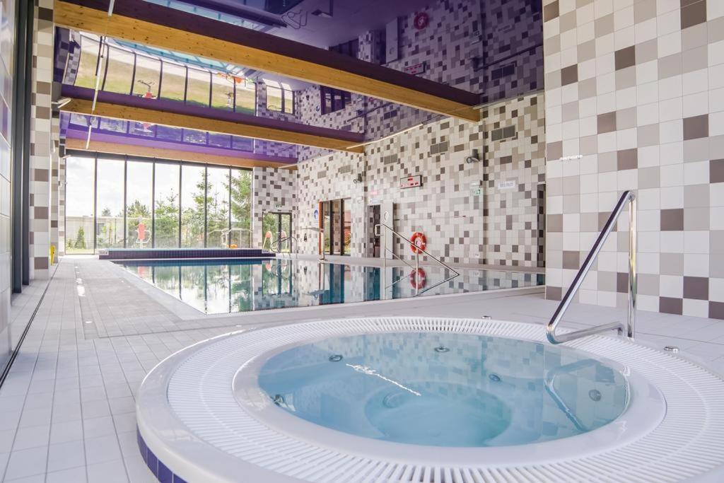 Ustronie Morskie Sianożęty 5 mórz Golden Beach — 4-Star Luxury Hotel in Ustronie Morskie, Poland