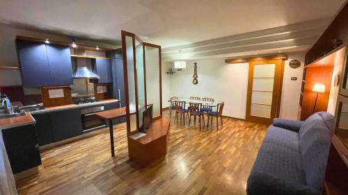 Cleo Limone — Falconara Marittima — photo 4