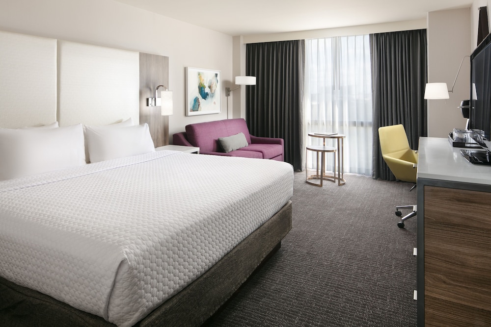 Crowne Plaza Houston Med Ctr Galleria Area by IHG - photo 5