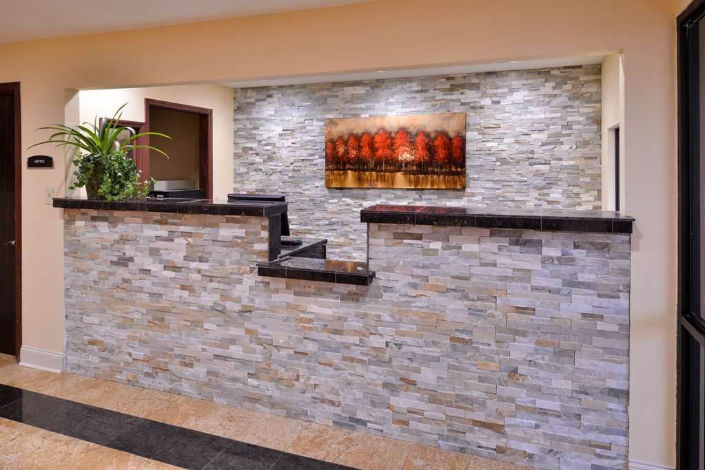 Americas Best Value Inn Tupelo Barnes Crossing - photo 5