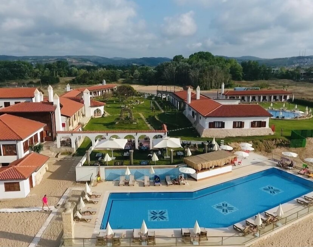 Tarihi Kumbaba Otel in Sile, Turkey