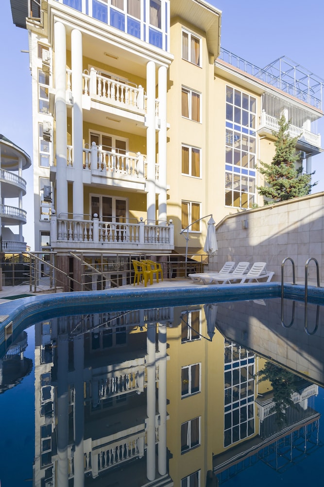 Elle Hotel - carbon neutral hotel in Sochi