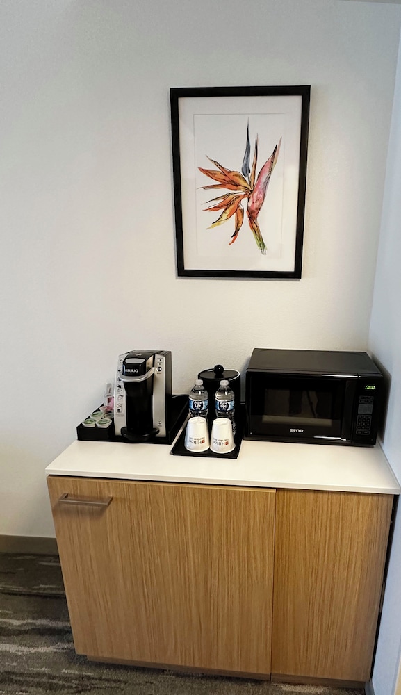 Hilton Garden Inn Miami Airport West - photo 12