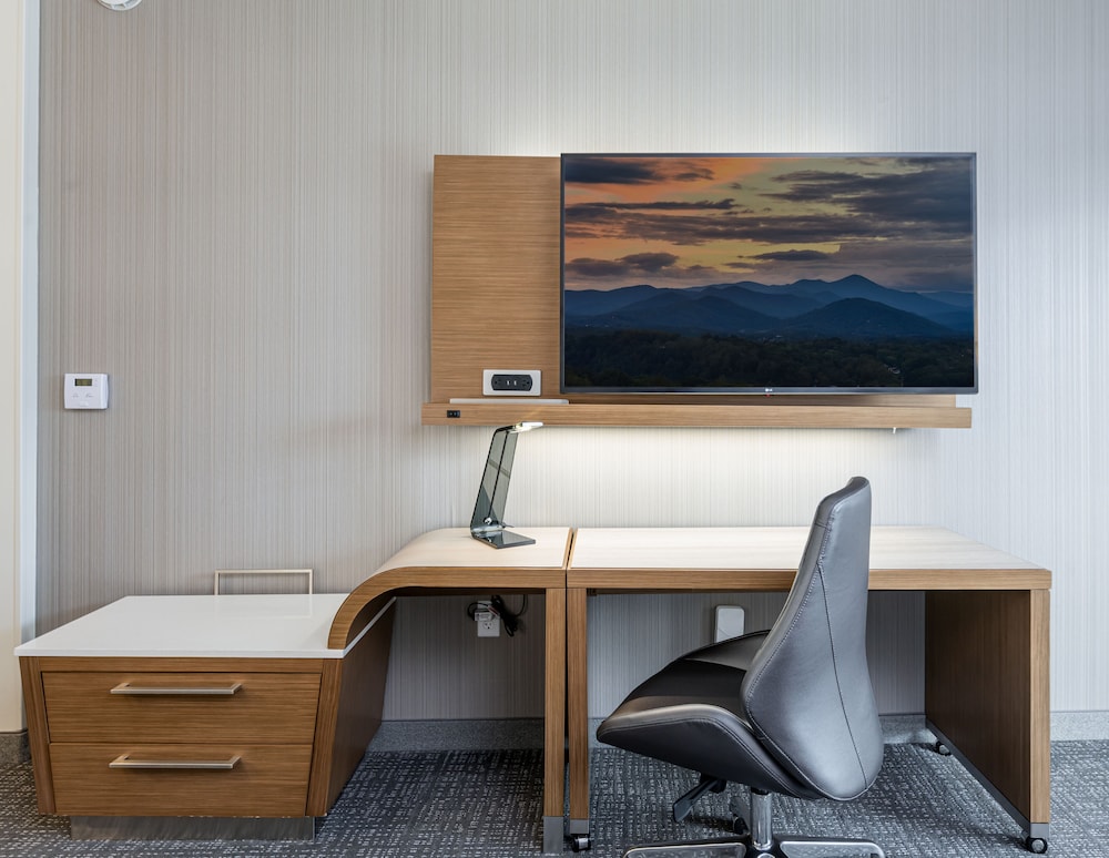 Courtyard by Marriott Asheville Biltmore Village - photo 21
