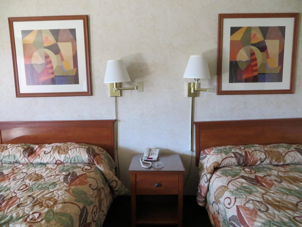 Premier Inns Metro Center - photo 21