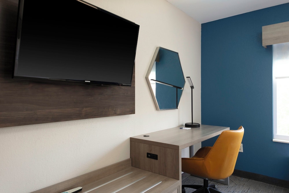 Holiday Inn Express Rocky Mount Sports Center by IHG - photo 27