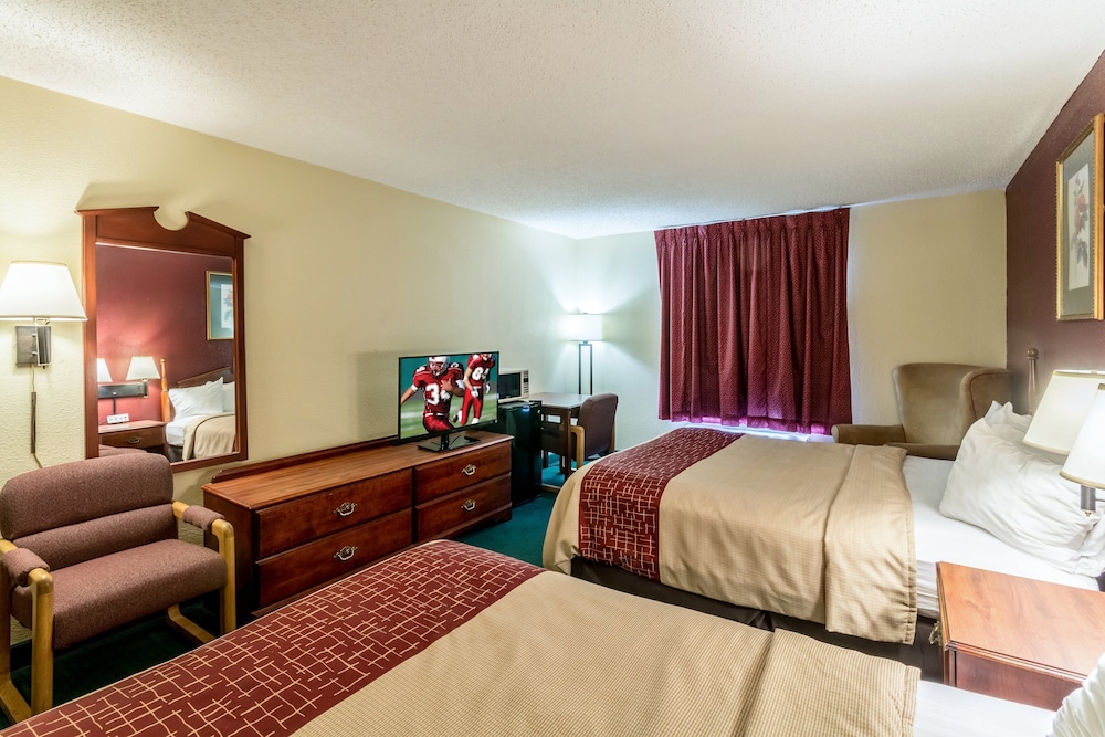Red Roof Inn Morehead - photo 17