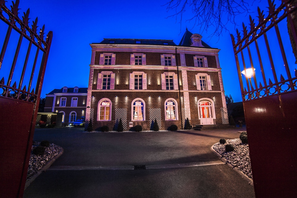 The Originals Lens Ouest La Maison Rouge