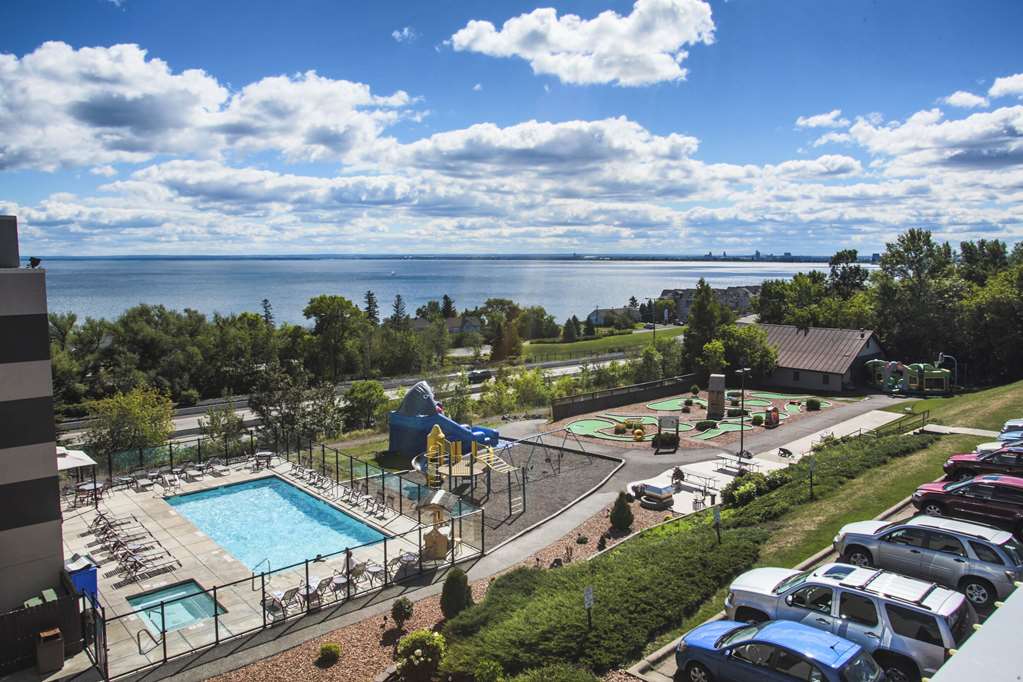 Edgewater Hotel & Waterpark - photo 7