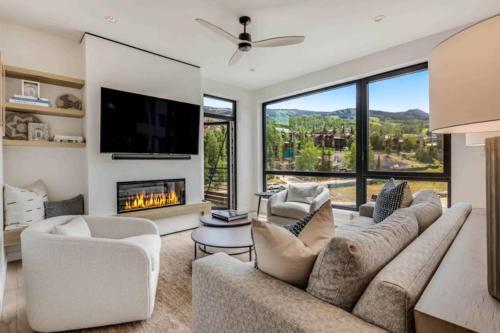 Electric Pass Lodge 509 by Snowmass Mountain Lodging — 4-Star Luxury Hotel in Snowmass Village, United States