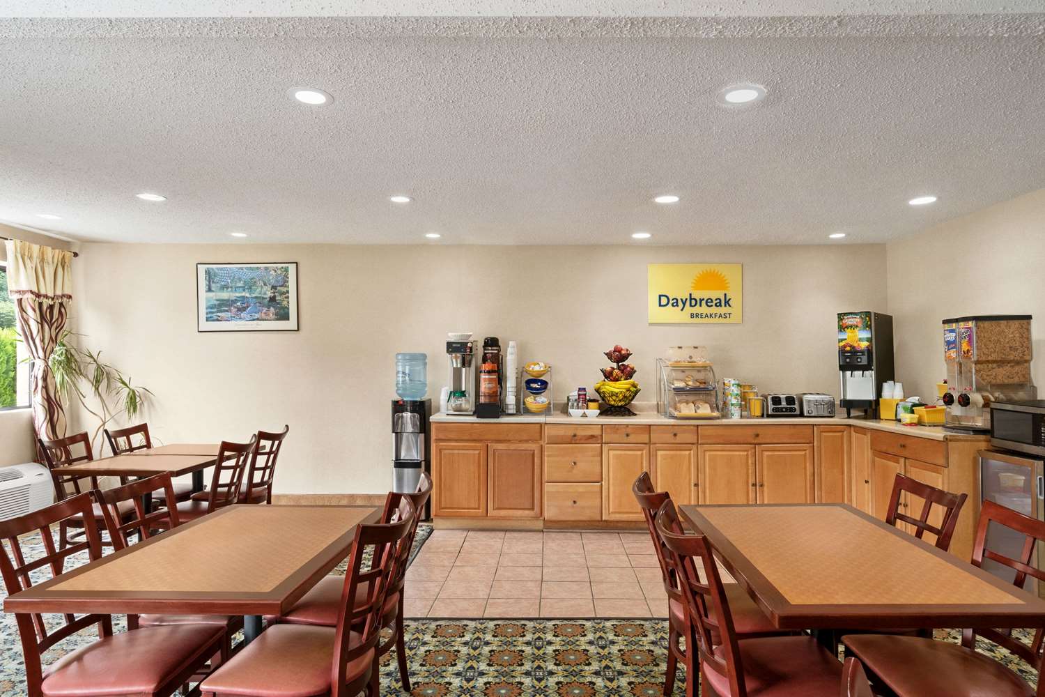 The Cayuga Inn at the Finger Lakes - photo 9