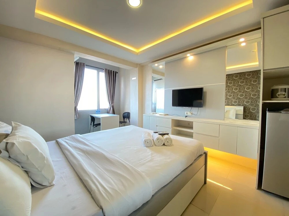 Comfy Studio Apartment By REQhome — 4-Star Luxury Hotel in Bandung, Indonesia
