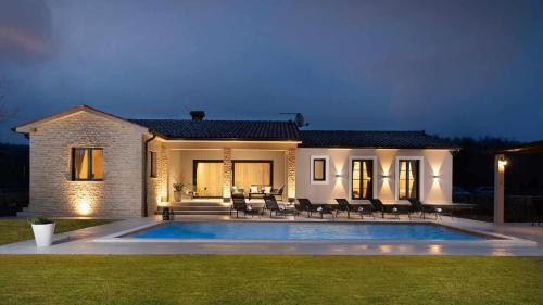 Villa Animo for 8 people near Labin Rabac with private pool children playground & beautiful garden — 4-Star Luxury Hotel in Rasa, Croatia
