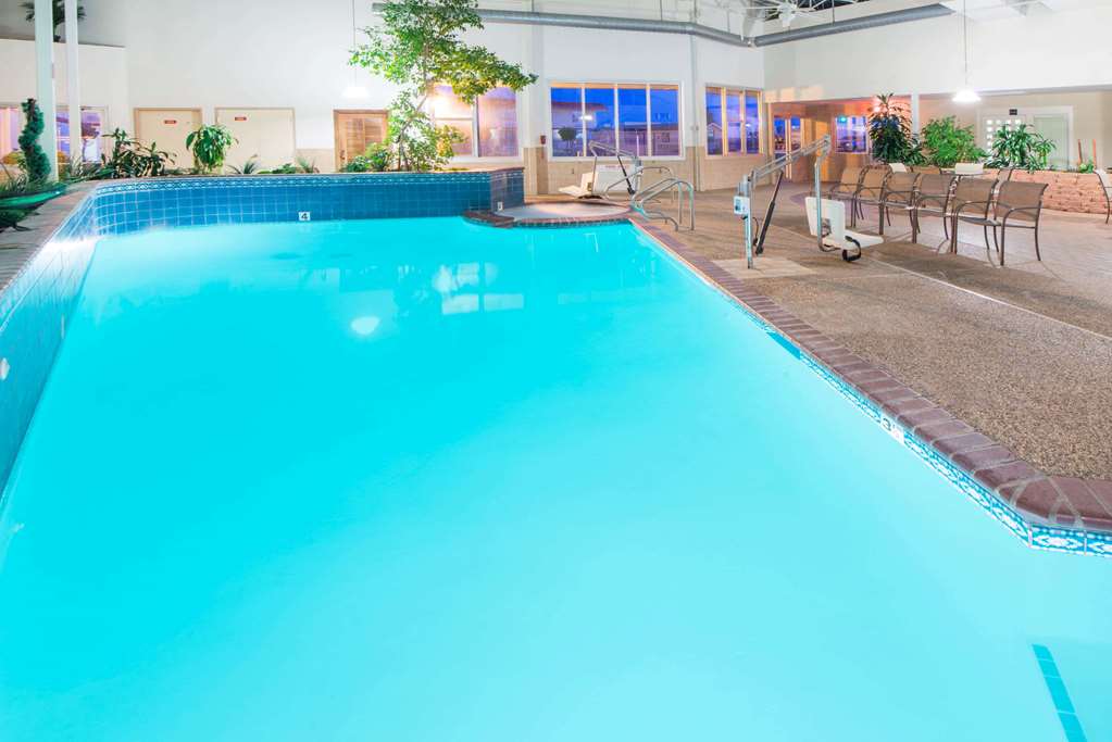 Ramada by Wyndham Enid - photo 4