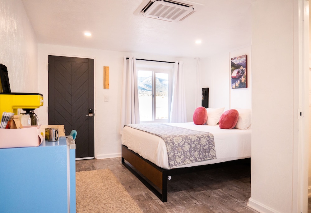 Little Canyon Inn - photo 14