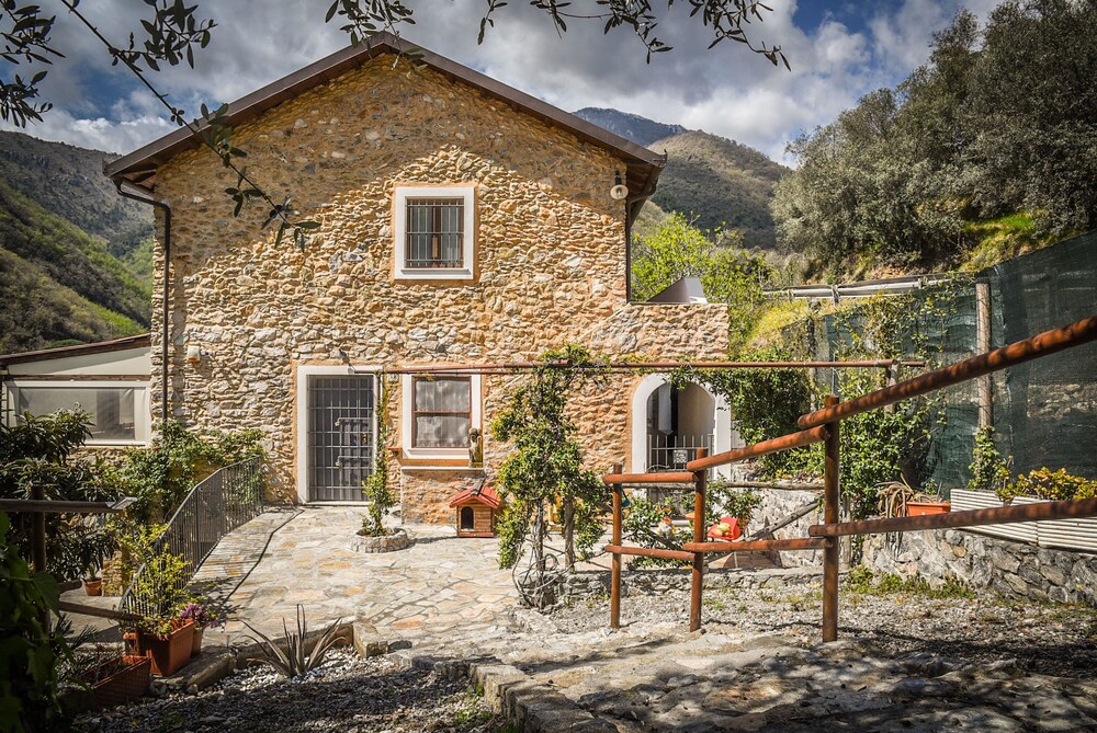 Al Podere pet-friendly hotel Zuccarello