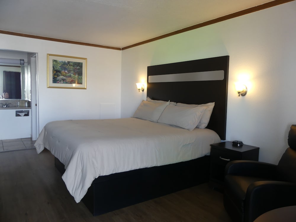 Big Chief Motel - photo 13