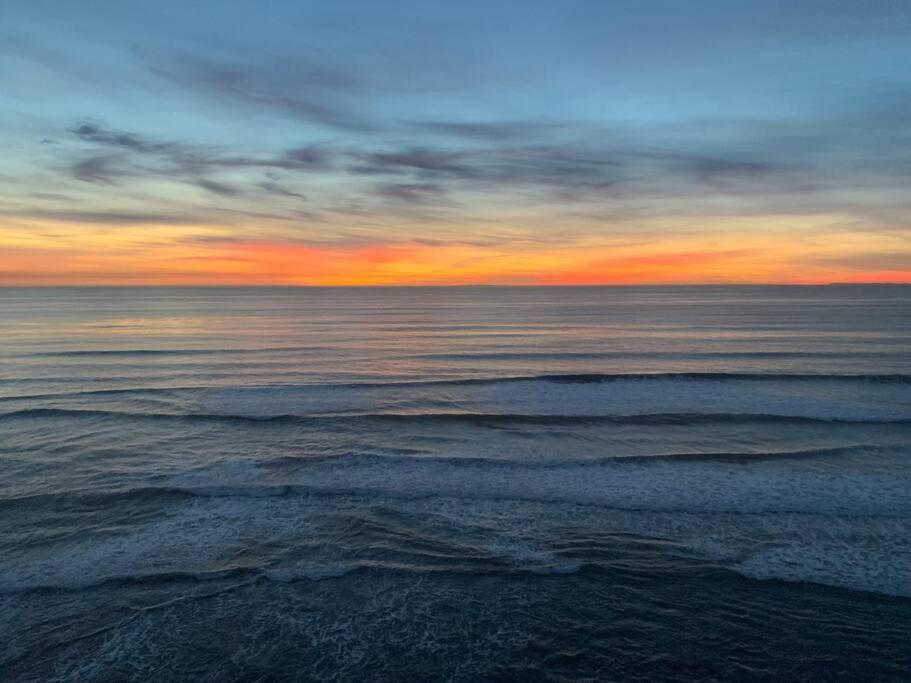 Steps To The BEST Beach . Surf . Spa . Main Street — hotel in Encinitas