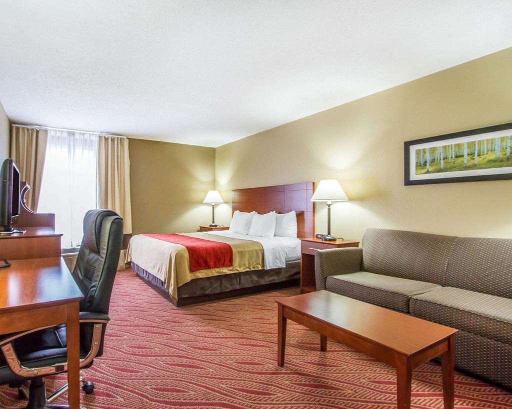 Comfort Inn Poplar Bluff North - photo 11