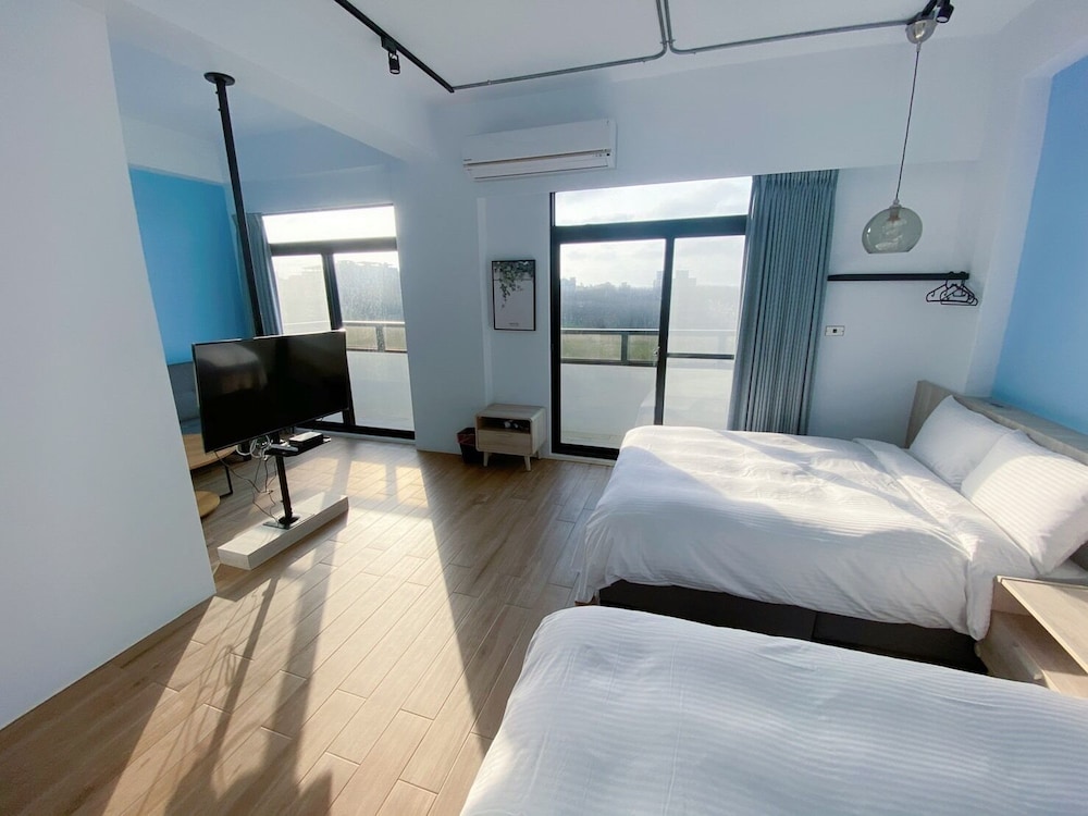 Blue Travel Ii — Magong