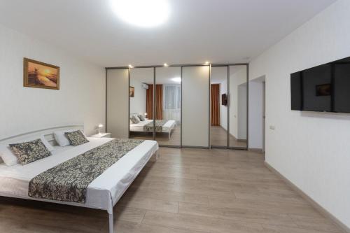 Apartments Riviera 20 минут от центра — 4-Star Luxury Hotel in Kyiv, Ukraine