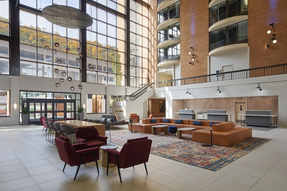 Sheraton Pittsburgh Hotel at Station Square - photo 3