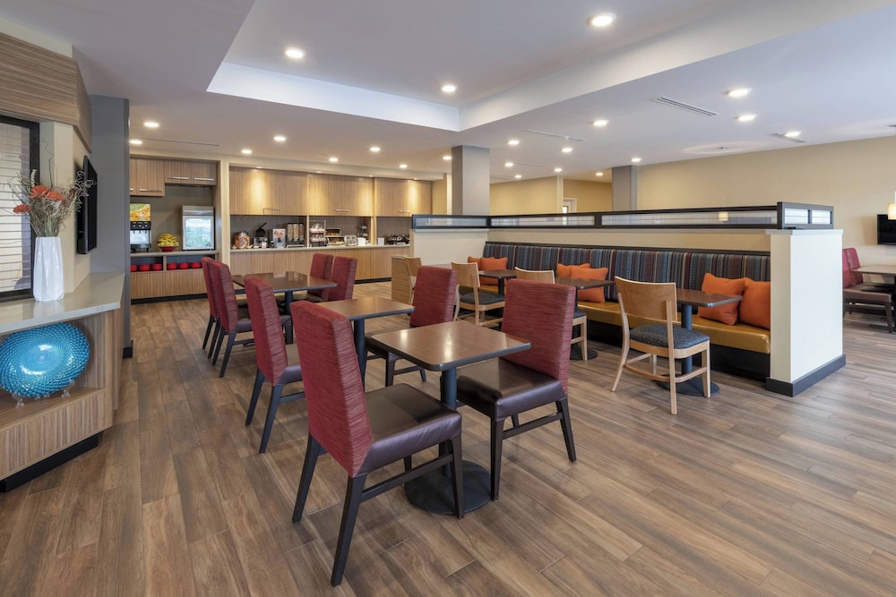 TownePlace Suites by Marriott St. Louis Edwardsville IL - photo 25