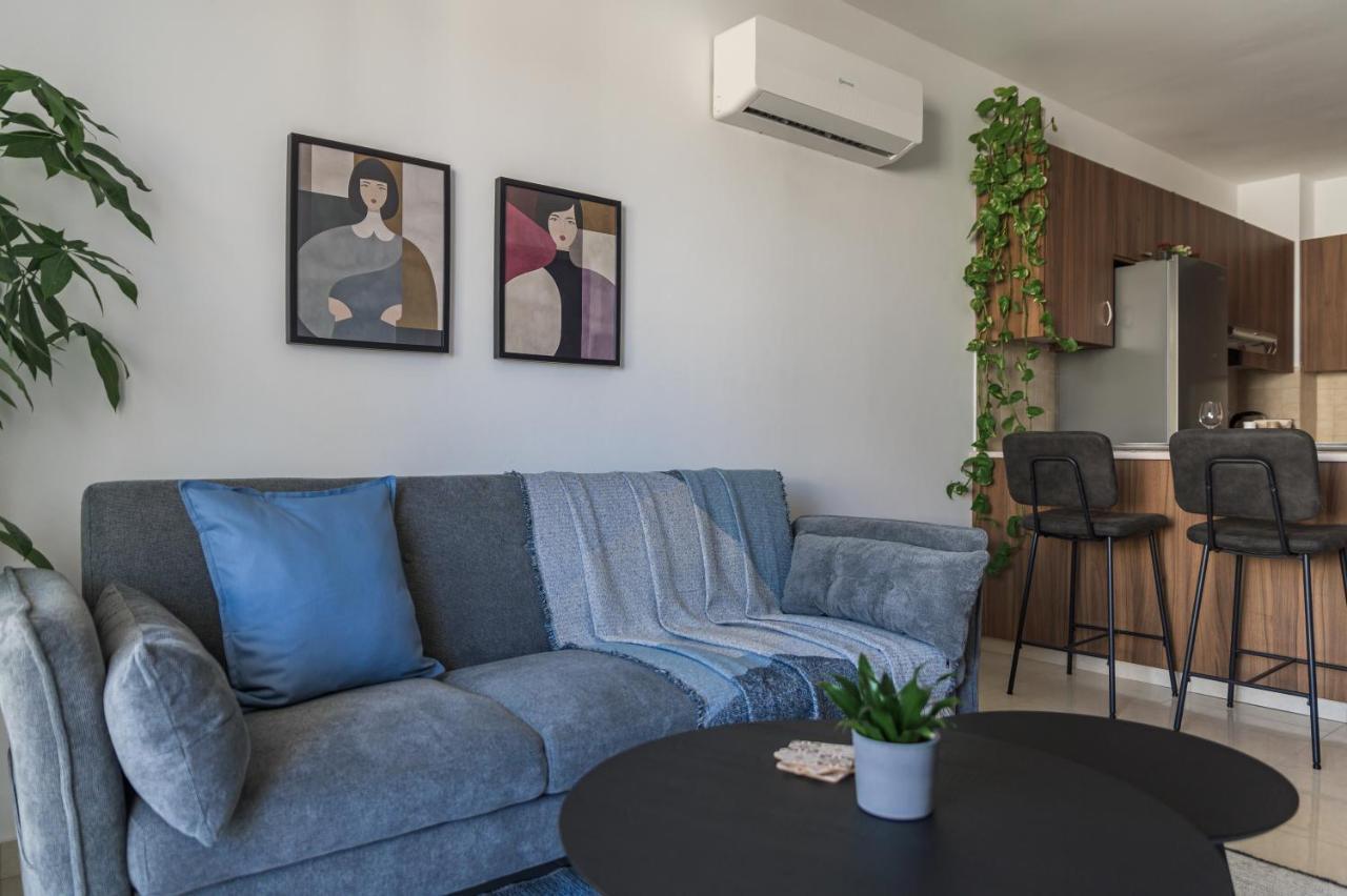 Creative 1br Pool view Apt with covered parking — 4-Star Luxury Hotel in Livadia, Cyprus