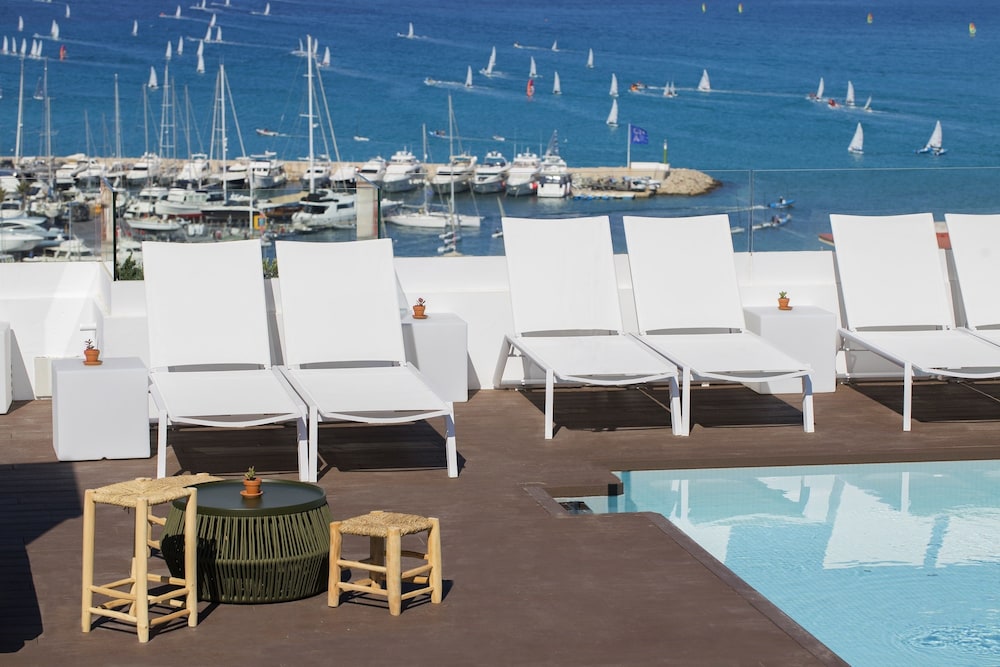 Whala Fun — hotel in S'arenal