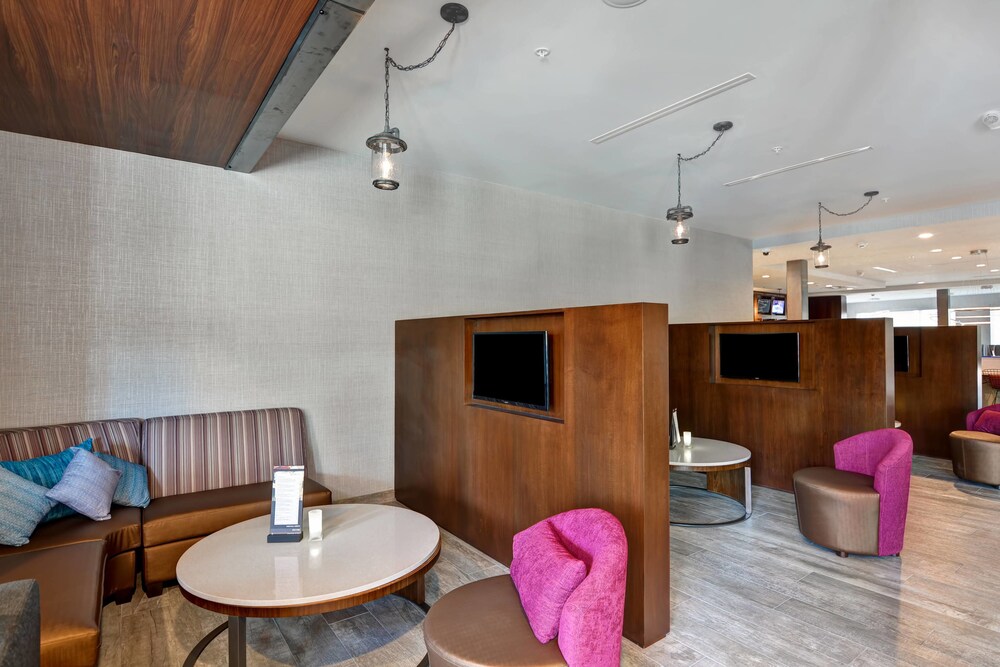 Courtyard by Marriott Long Island Islip Courthouse Complex - photo 13