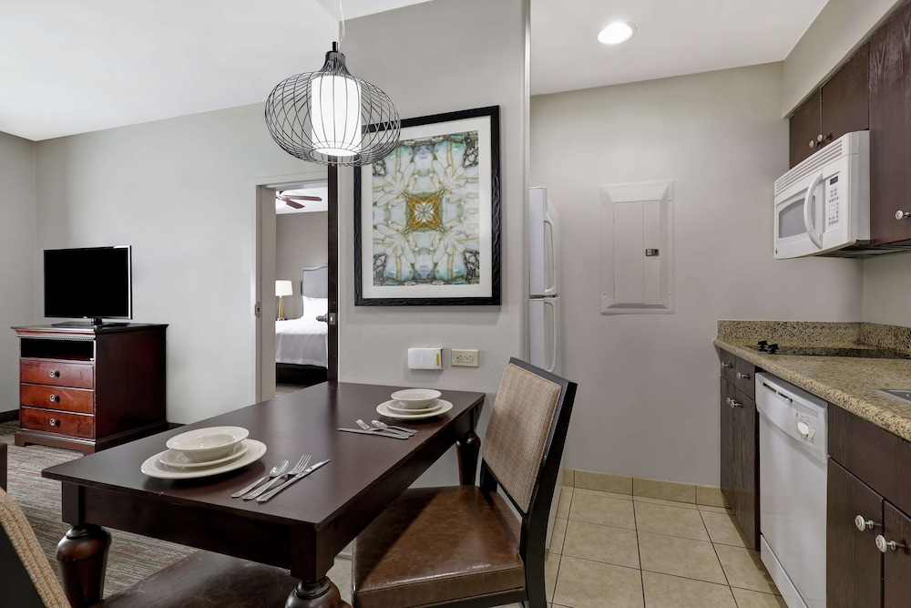 Homewood Suites by Hilton McAllen - photo 17