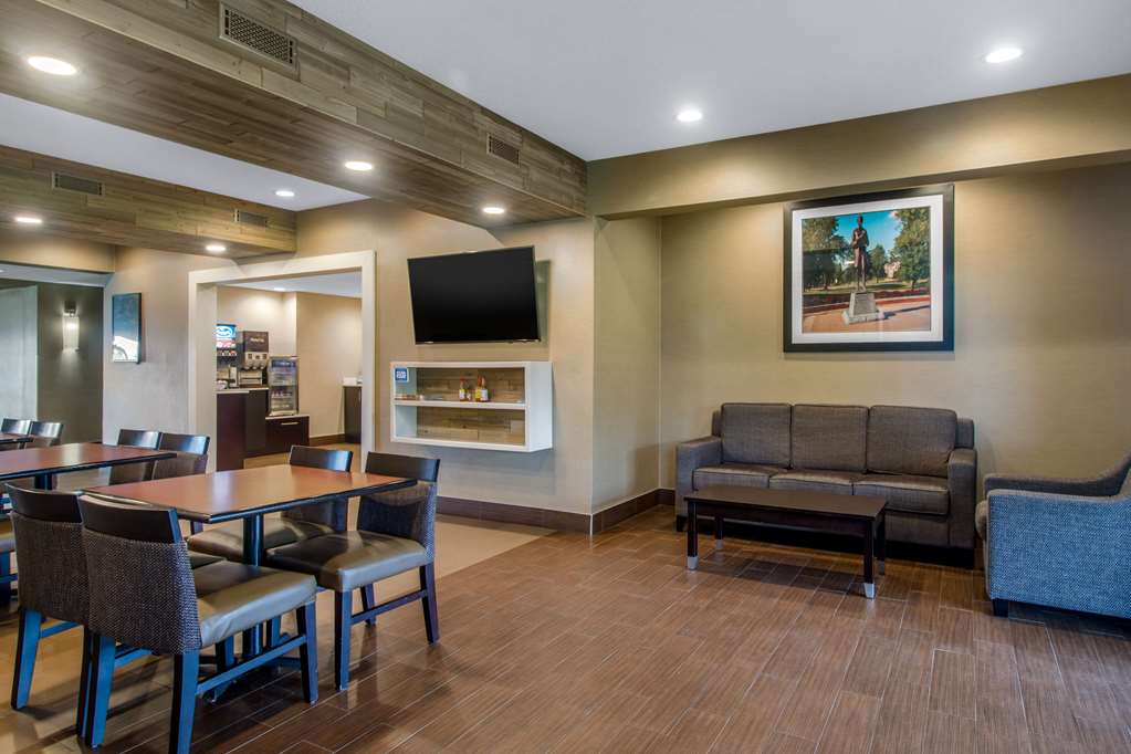 Comfort Suites Danville - photo 28