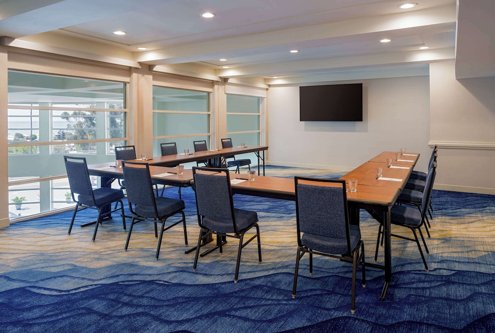 Hilton Garden Inn Dana Point Doheny Beach - photo 65