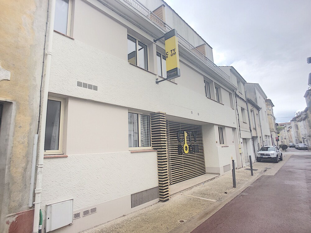 Cityroom in Villeneuve-Sur-Lot, France