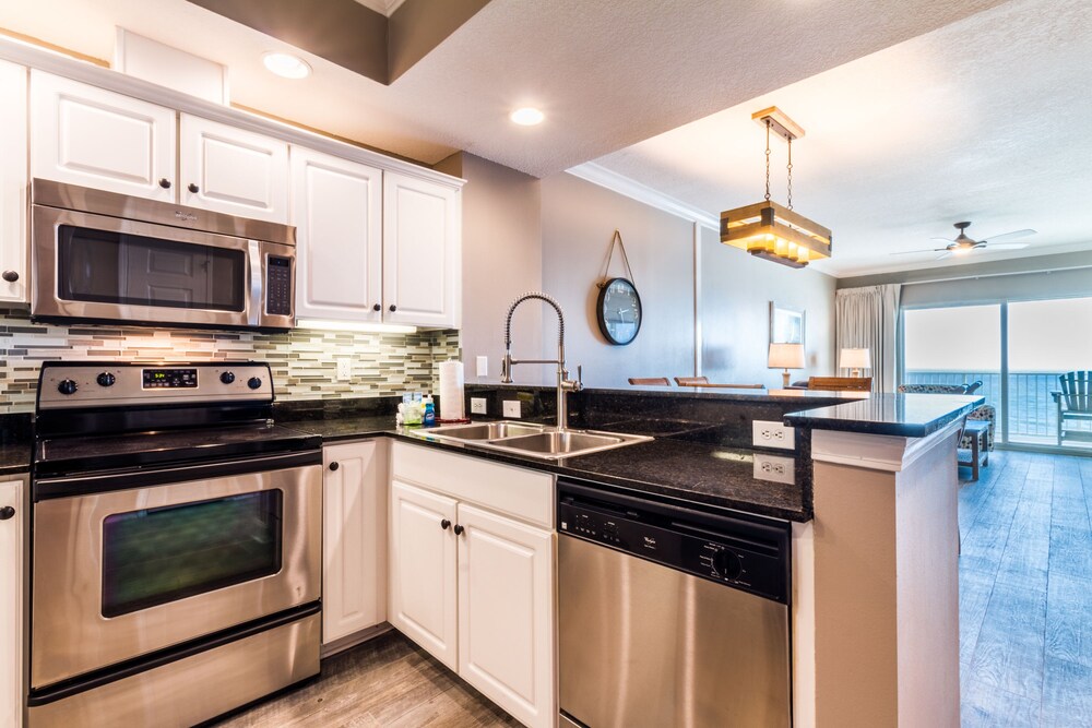 Crystal Shores by Luxury Gulf Rentals - photo 24
