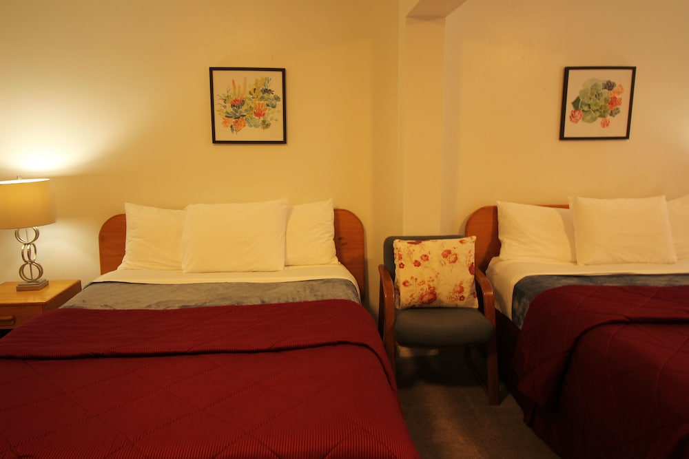Mariner's Cove Inn - photo 34