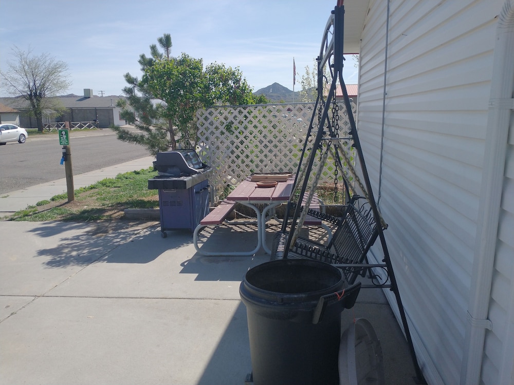Paintbrush Inn Thermopolis - photo 23