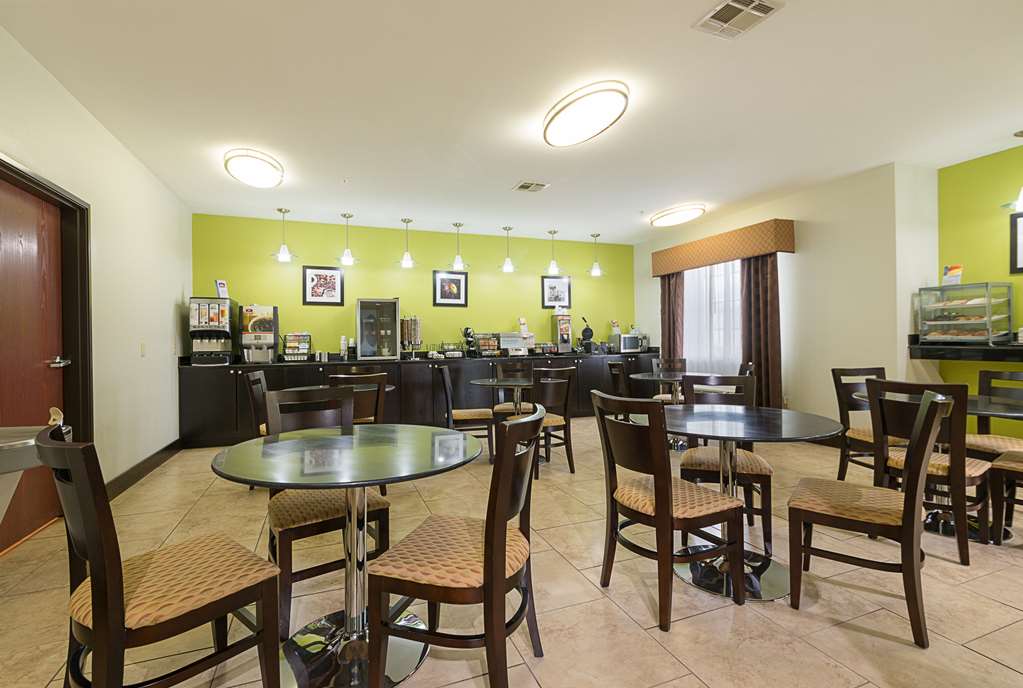 Best Western Plus Deridder Inn & Suites - photo 40