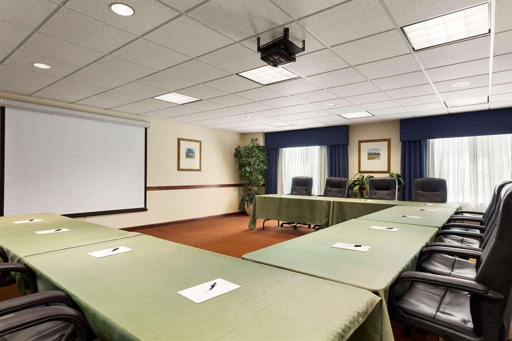 Garner Hotel Madison Huntsville Airport by IHG - photo 25