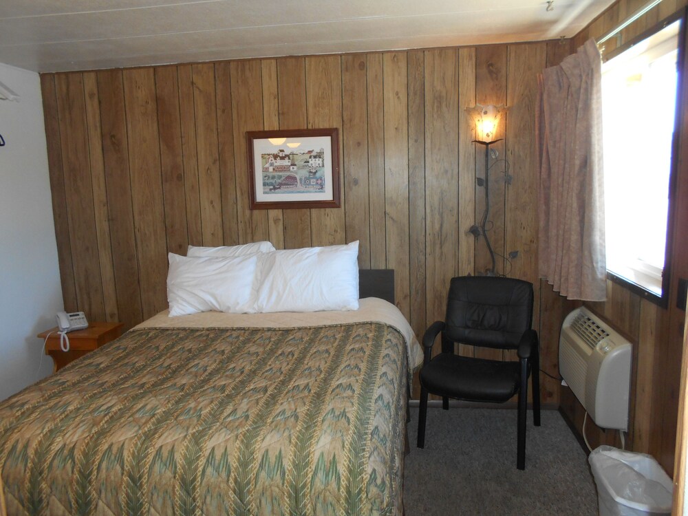 Super Saver Inn - photo 4