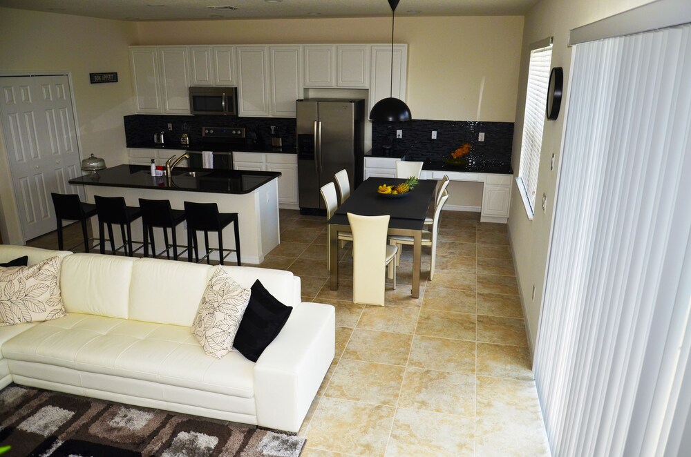 Bella Vida Resort by Fidelity Vacation Homes - photo 23