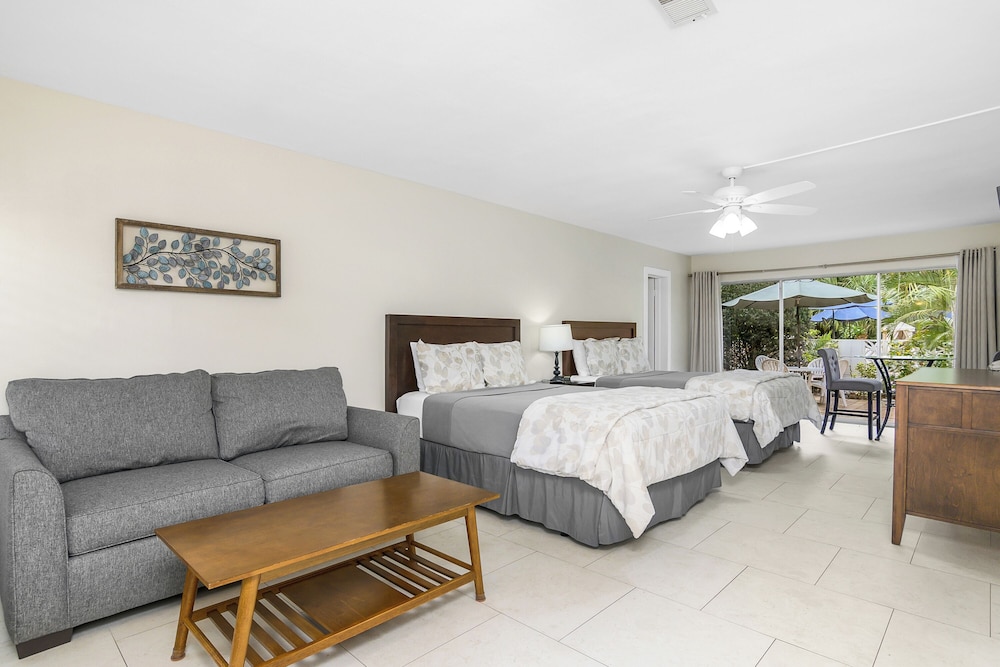 The Fairways Inn of Naples - photo 25