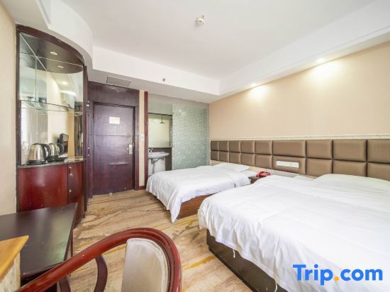 Yinhe Hotel — hotel in Lengshuitan