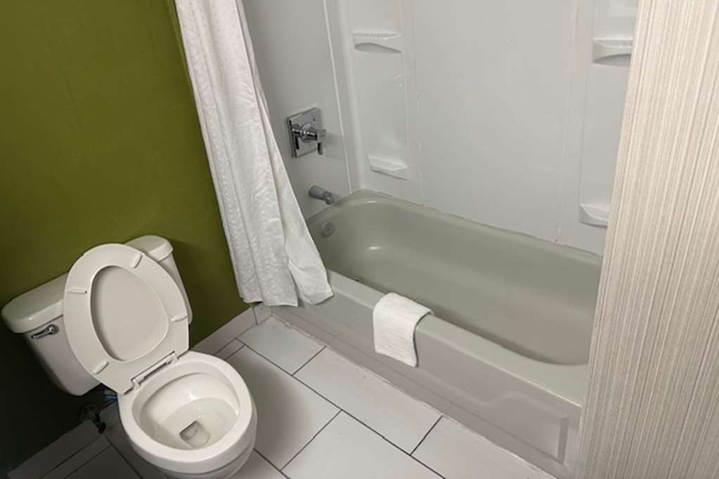 Sleep Inn & Suites Memphis Southeast - photo 16