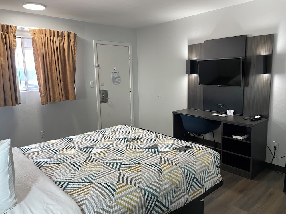 Motel 6 Artesia NM - photo 12