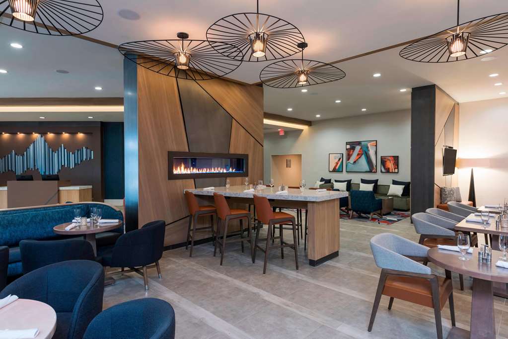 Sonesta Hotel Grand Rapids Airport - photo 22
