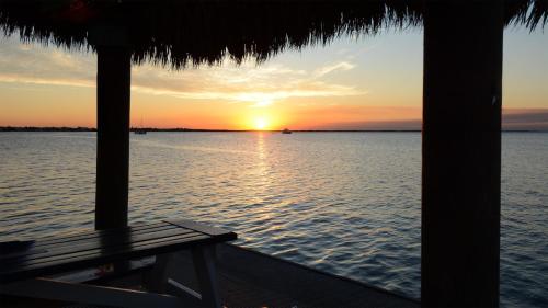 B405 Moon Bay in Key Largo, United States