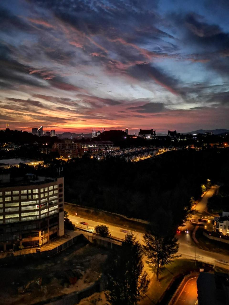 Enarahomes Shah Alam — 4-Star Luxury Hotel in Shah Alam, Malaysia